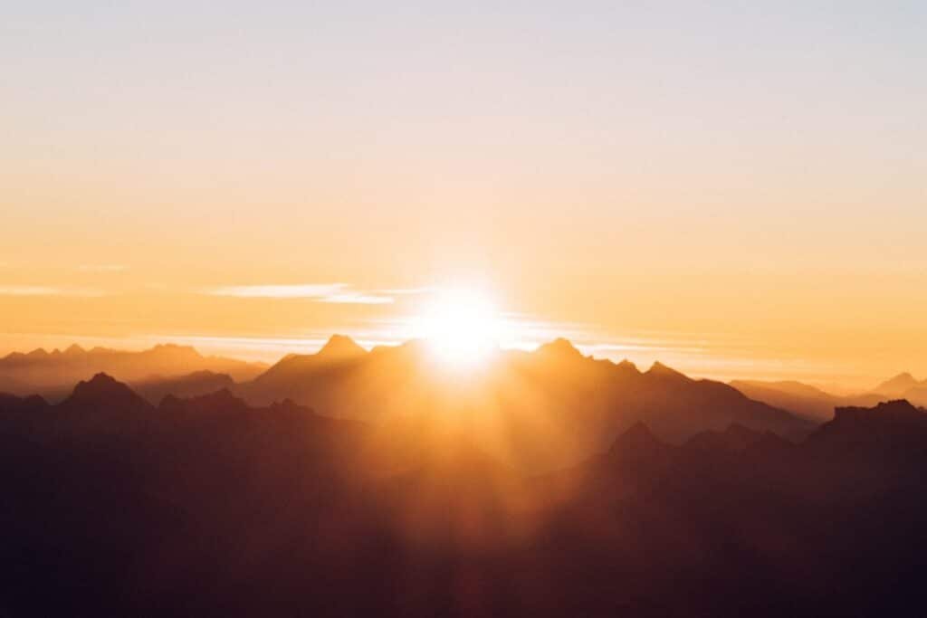 Morning daylight at sunrise, the primary environmental cue for human circadian rhythms