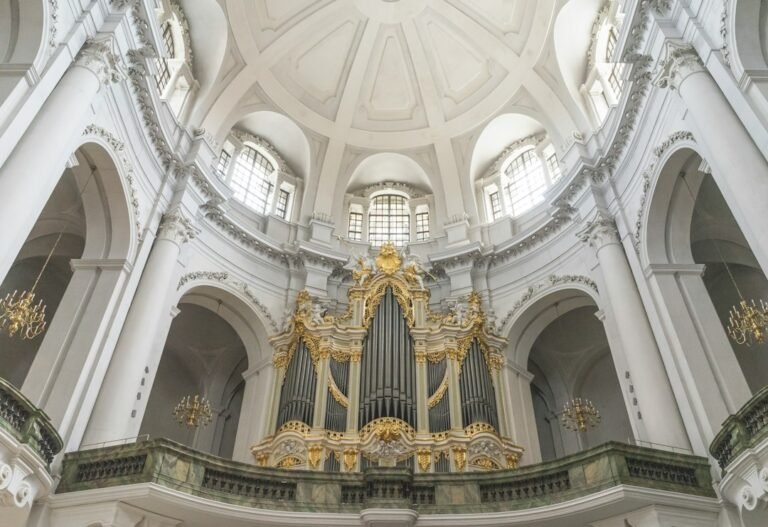 Why Did Churches Develop Naves, Apses and Bell Towers?